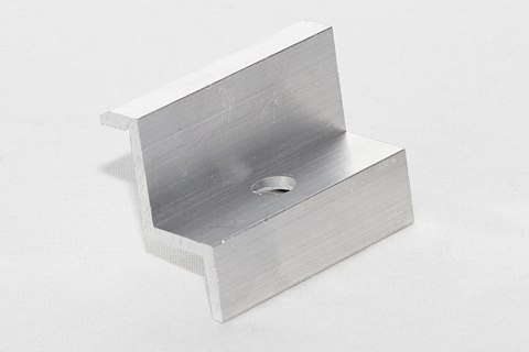 Klema końcowa 30mm Dł: 50mm anodowana srebrna Klema końcowa 30mm Dł: 50mm anodowana srebrna